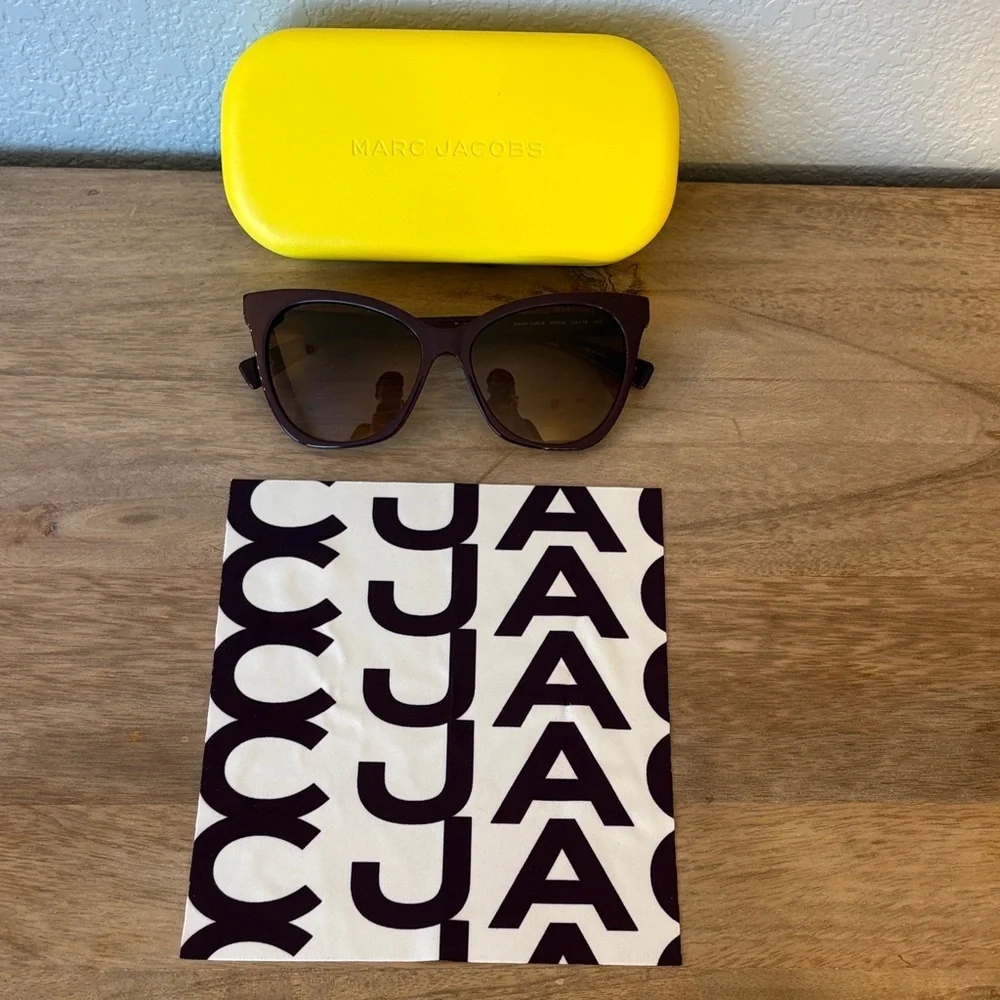 Marc Jacobs Dark purple Cat-Eye Sunglasses